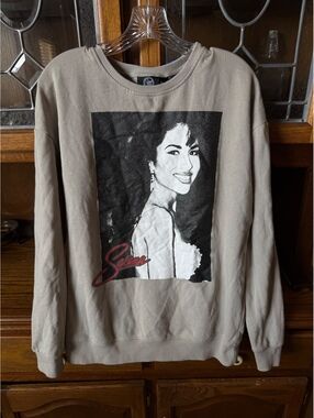 Official Selena Quintanilla Merchandise Crewneck Sweatshirt Sz S Portrait